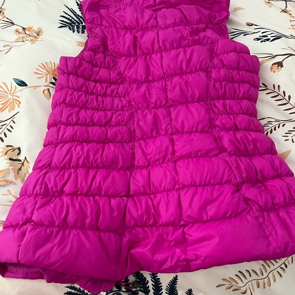 Athleta Fuchsia Puffer Vest - Picture 3 of 3